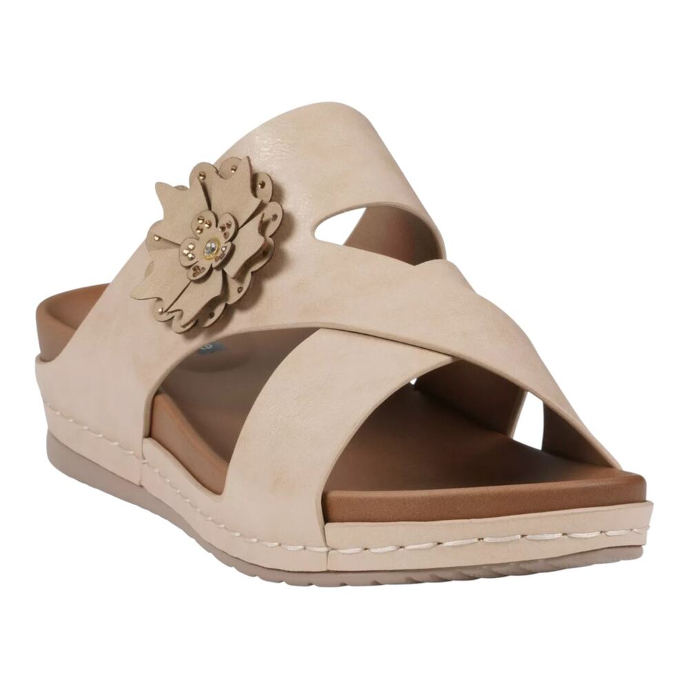 GC Shoes Women's Nessie Flower Wedge Slip On Sandals Gold Size 9 1/2 - Picture 1 of 5